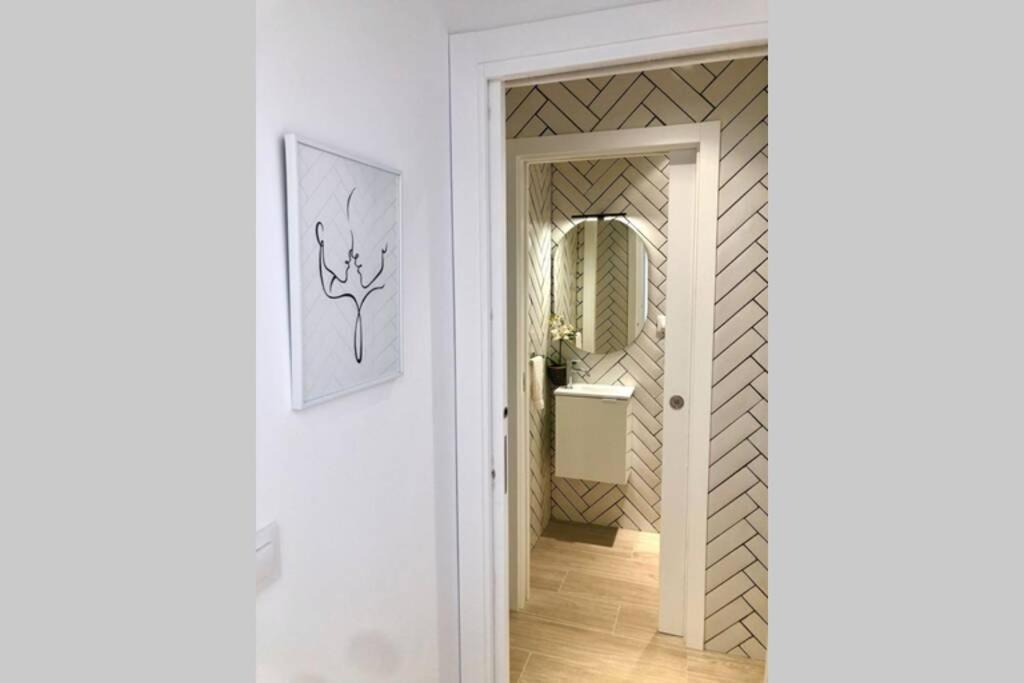 Gatu Premium Villa Libertad, Preferente Mayores De 25 Anos Y Familias Cádiz Exterior foto