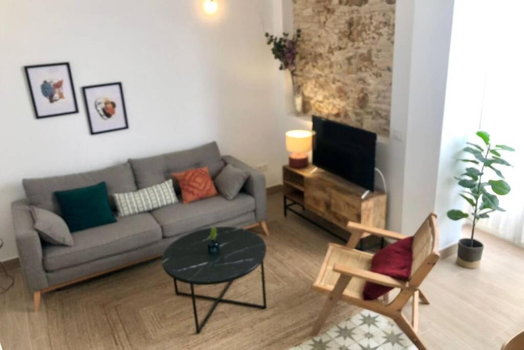 Gatu Premium Villa Libertad, Preferente Mayores De 25 Anos Y Familias Cádiz Exterior foto